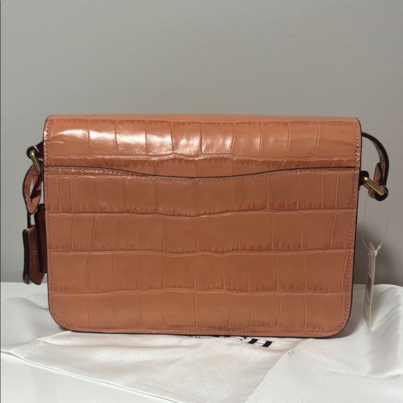 Coach Light Coral  Bag with Gold Hardware and matching wallet - Picture 8 of 14